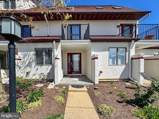 25 Queen Elizabeth Ct, Chester, MD 21619