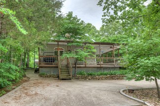 897 Lake Rd, Shell Knob, MO 65747