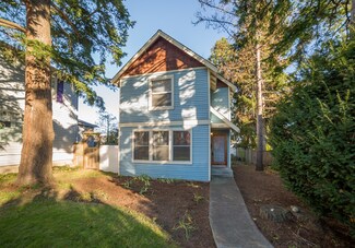 2332 Ellis St, Bellingham, WA 98225