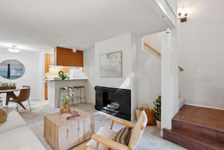 357 Half Moon Ln Unit 12, Daly City, CA 94015