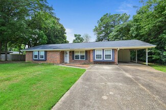 118 Virginia St, Prattville, AL 36066