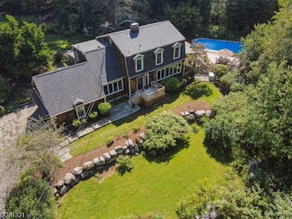 200 Conklin Rd, West Milford, NJ 07435