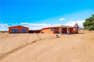 55850 Shannon Rd, Landers, CA 92285