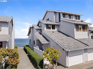765 5th Ave Unit 5, Hammond, OR 97121