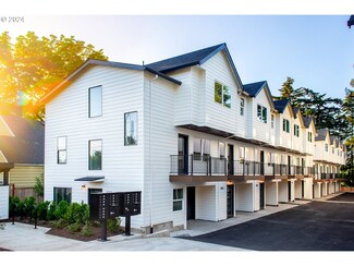 6371 E Burnside St, Portland, OR 97215