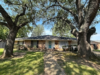 2407 N Waverly Dr, Bossier City, LA 71111