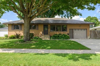 415 4th Ave SE, Stewartville, MN 55976