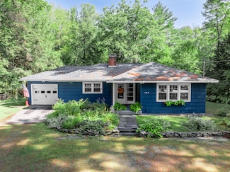 102 Forest Ave, Orono, ME 04473