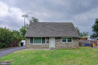 22 Farrell Ave, Ewing, NJ 08618