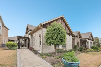 3906 Crested Eagle Way, Arlington, TX 76005