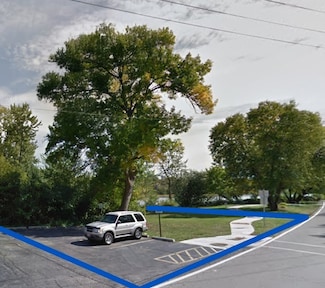 1 S Lincoln Ave, Carpentersville, IL 60110