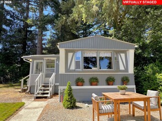 602 Shorepines Heights, Coos Bay, OR 97420