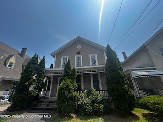215 S Hyde Park Ave, Scranton, PA 18504