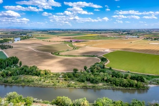 3184 NW 4th Ave, Fruitland, ID 83619