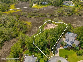 105 Sunbury Ct, Saint Simons Island, GA 31522