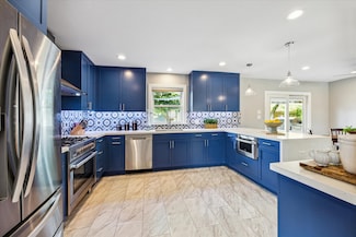 2050 Marnel Rd, Houston, TX 77055