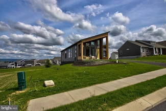 67 Clover Dr Unit 72, Myerstown, PA 17067