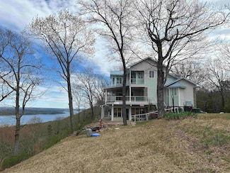 690 Cliffview Dr, Quitman, AR 72131