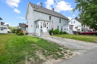 100 Freedom St, Hopedale, MA 01747