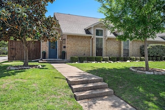 10654 Sandpiper Ln, Dallas, TX 75230