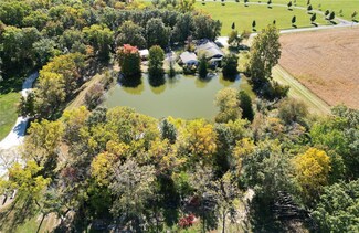 15147 Grand Point Ln, Irving, IL 62051