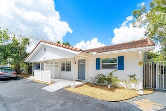 809 SE 4th St Unit B, Boynton Beach, FL 33435