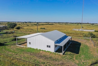 3301 State Highway 71, Bay City, TX 77414