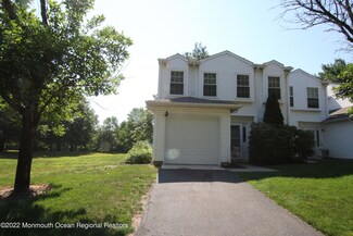 1 S Pointe Cir, Tinton Falls, NJ 07753