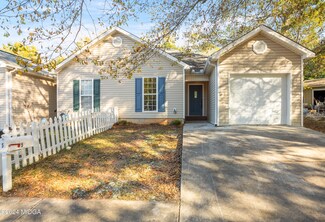 5 Pine Shadow Ct, Centerville, GA 31028