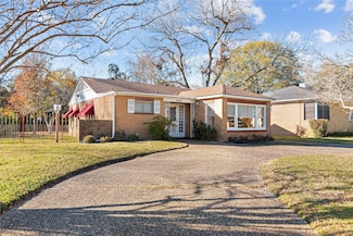 3618 Gilbert Dr, Shreveport, LA 71104