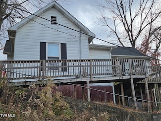 204 High Ave NE, Coeburn, VA 24230