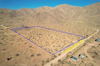 11 Little Beaver Rd, Apple Valley, CA 92307