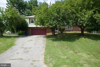 3709 Toddsbury Ln, Olney, MD 20832