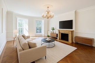 81 Mount Vernon St Unit 1, Boston, MA 02108