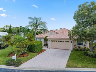 2532 Egret Lake Dr, Greenacres, FL 33413