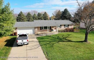 12776 Amor Ln, Grand Ledge, MI 48837