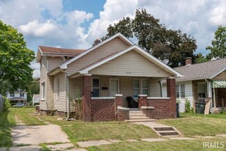 1209 College St, South Bend, IN 46628