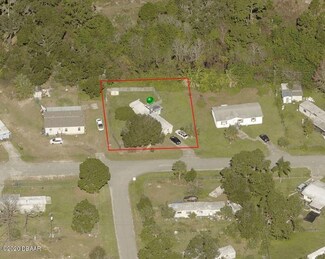 135 West Loop, Oak Hill, FL 32759