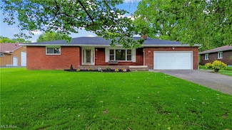 525 Cynthia Dr, Campbell, OH 44405