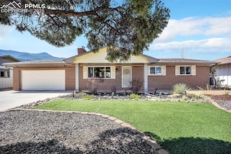 214 Crystal Hills Blvd, Manitou Springs, CO 80829
