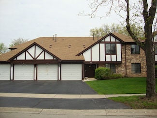 960 Yosemite Trail Unit A1, Roselle, IL 60172