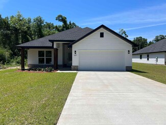 387 Hancock Ln, Pensacola, FL 32503