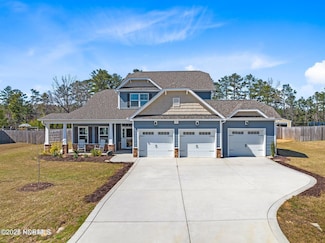187 Enfield Dr, Carthage, NC 28327