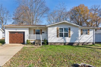 218 N Alexander St, Farmington, MO 63640