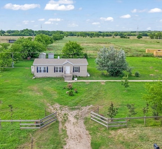 1762 County Road 4752, Sulphur Springs, TX 75482