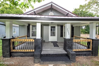 2800 Nichols Ave, Knoxville, TN 37917