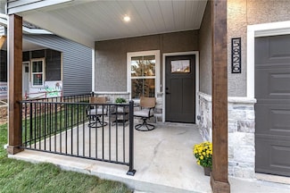 5830 Hunter Ct, Raytown, MO 64133