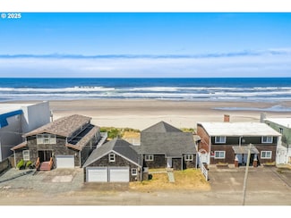 633 N Pacific St, Rockaway Beach, OR 97136