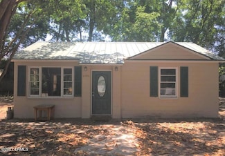2906 Polk St, Beaufort, SC 29902