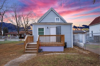 17068 Wood St, Hazel Crest, IL 60429